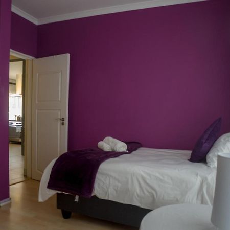 Seroloana Guest House Rustenburg Bagian luar foto
