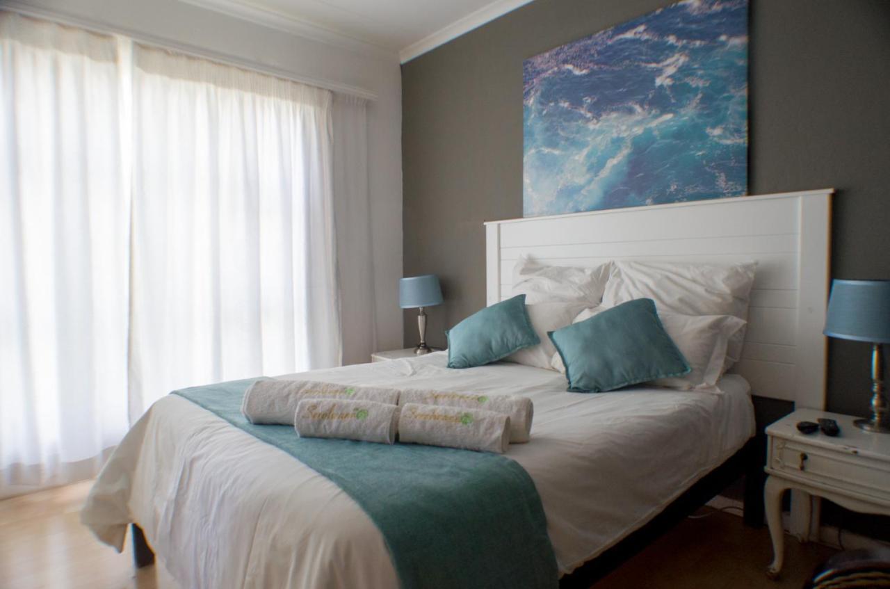 Seroloana Guest House Rustenburg Bagian luar foto