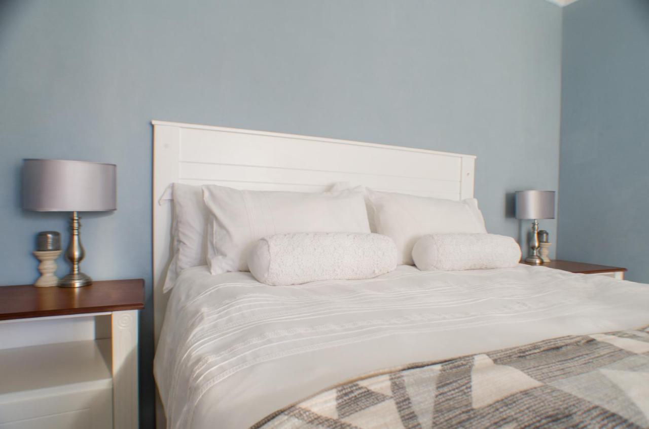 Seroloana Guest House Rustenburg Bagian luar foto
